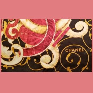 CHANEL 100% Pure Seta Silk Scarf